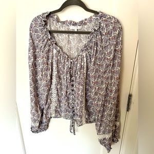 OLIVACEOUS lace ruffle blouse